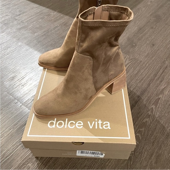 Dolce Vita | Indiga Booties - Truffle - Picture 6 of 8